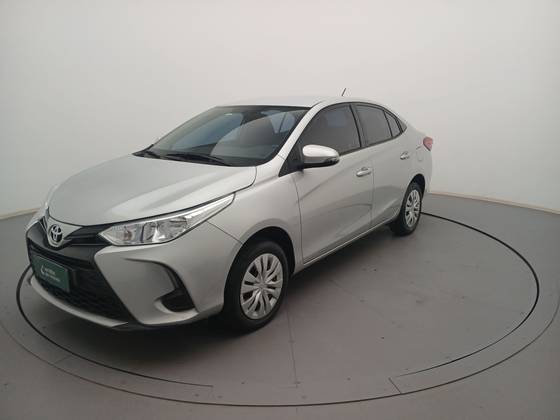TOYOTA YARIS 1.5 16V FLEX SEDAN XL LIVE MULTIDRIVE TOYOTA YARIS 1.5 16V FLEX SEDAN XL LIVE MULTIDRIVE